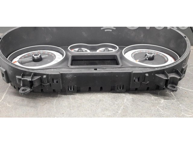 Панель приборов Fiat 500L