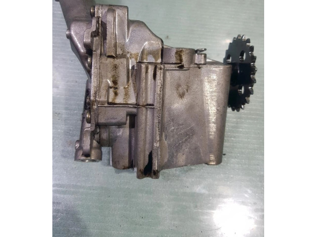 Масляный насос   50008247R  Renault Clio IV 