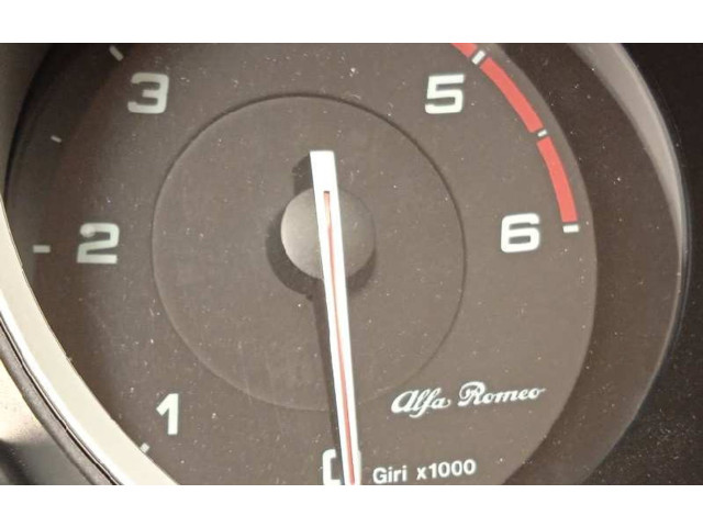 Панель приборов 52097902, A2C17137900 Alfa Romeo Giulietta