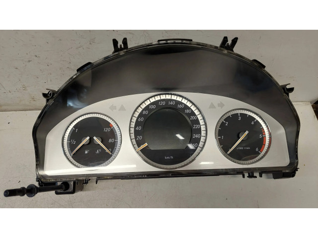 Přístrojová deska Mercedes-Benz C W204 2008 A2045402211, A2044422221