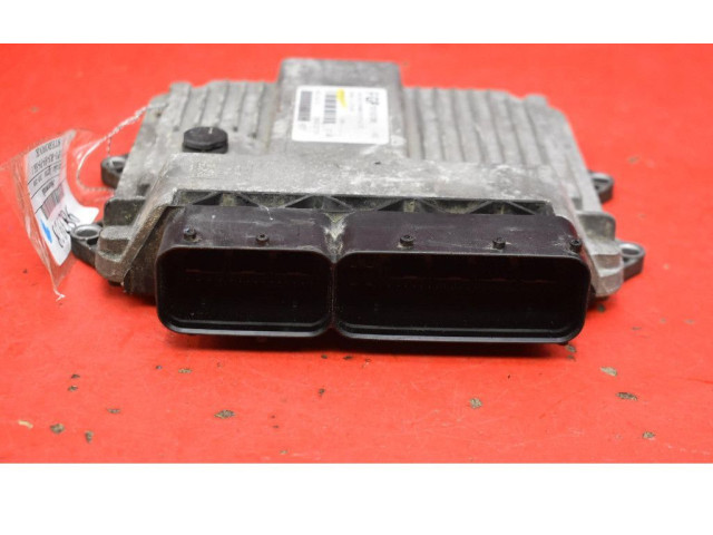 Блок управления двигателем Блок управления 55192095, 55192095 Suzuki Ignis