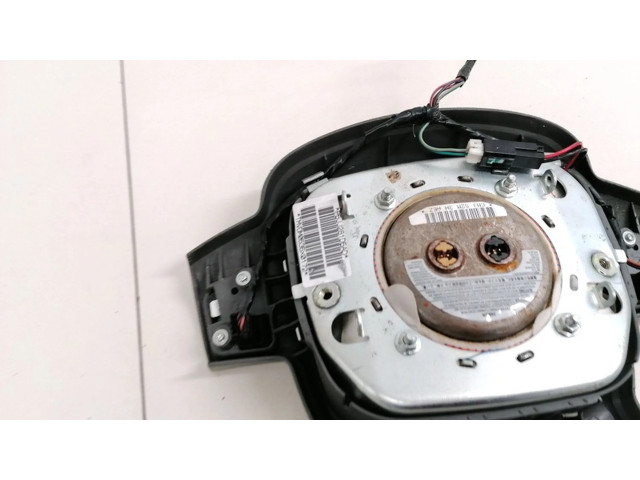 Подушка безопасности водителя    Jeep Grand Cherokee (WK)