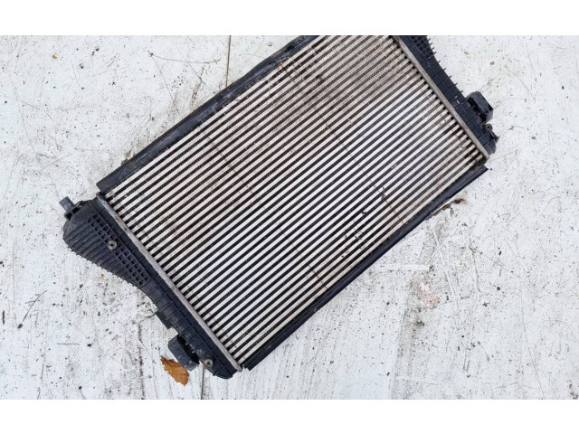 Интеркулер 1K0145928A Skoda Octavia Mk2 (1Z)