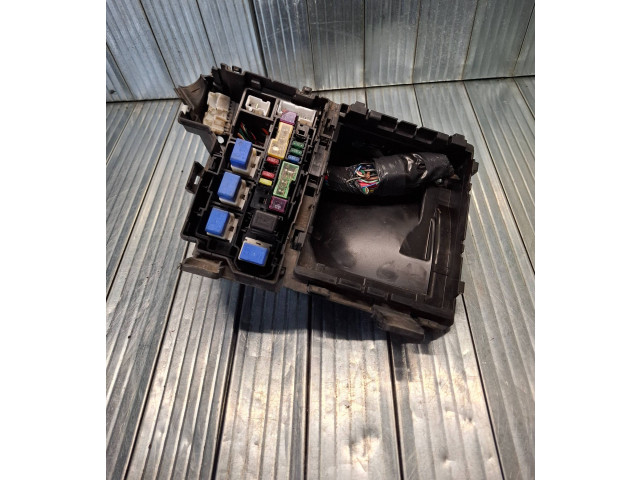 Блок предохранителей 284B9JG00B, 7154397130   Nissan X-Trail T31    