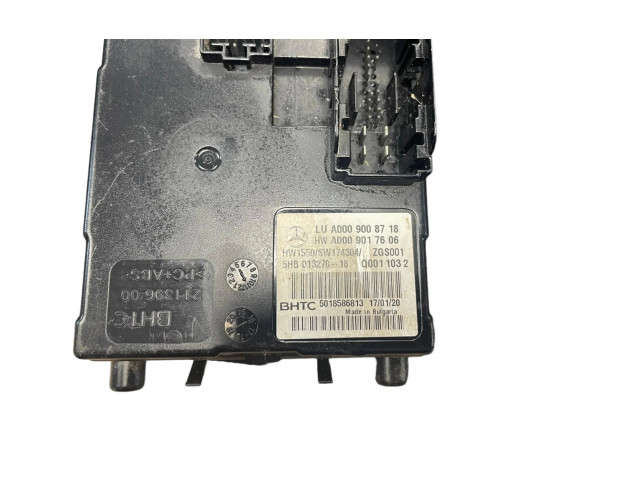 Pojistková skříňka Модуль блока управления кондиционером A0009008718 Mercedes-Benz C W205 2018