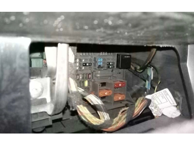 Pojistková skříňka Řídící jednotka BSM 61146971370 BMW X1 E84 2012