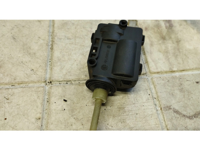 Degalų bako dangtelio spynos varikliukas