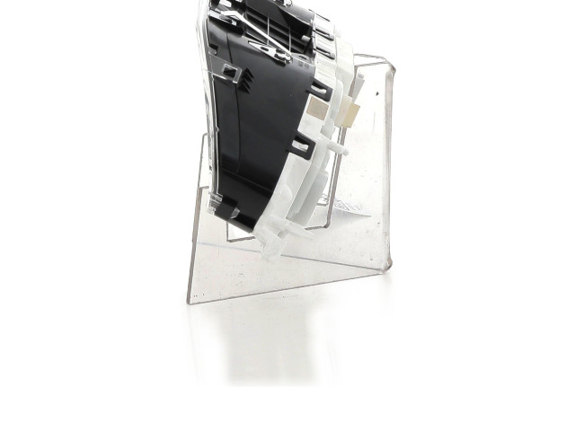 Панель приборов 9822703980, L0-1301P Peugeot 2008 I