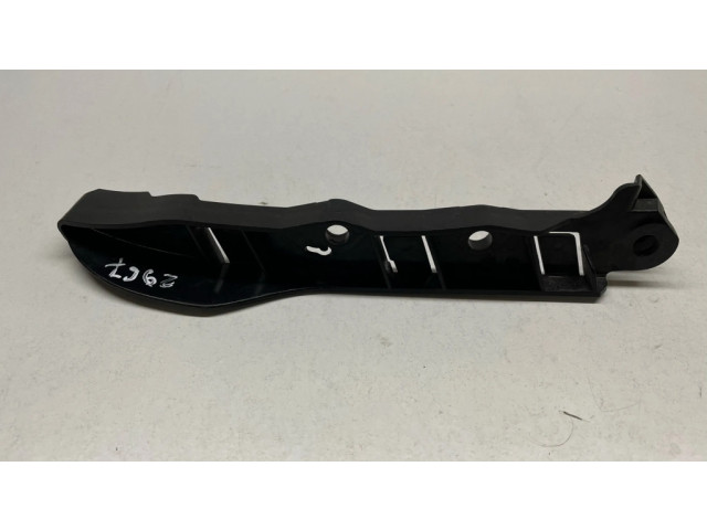 Передний держатель бампера