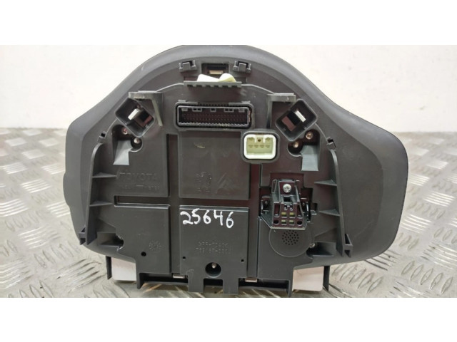 Přístrojová deska Toyota Aygo AB40 2016 769167300U