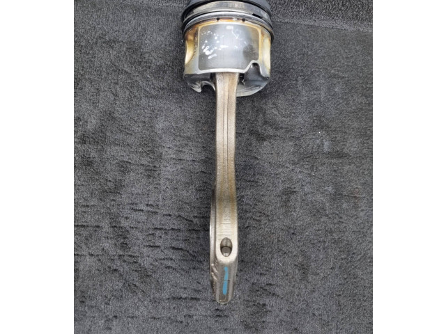 Píst 057107065CA, 057198401C   Audi Q7 4L     