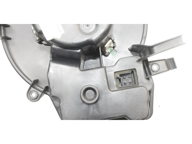 Вентилятор печки       Mercedes-Benz SL R230