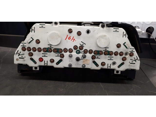 Přístrojová deska Alfa Romeo 164 1992
