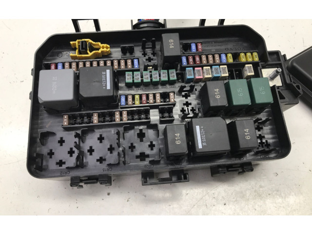 Блок предохранителей 32212356, 32212356 Volvo XC40