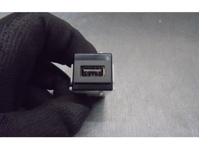 Блок управления BDGF669U0A, BDGF669U0   Mazda 3