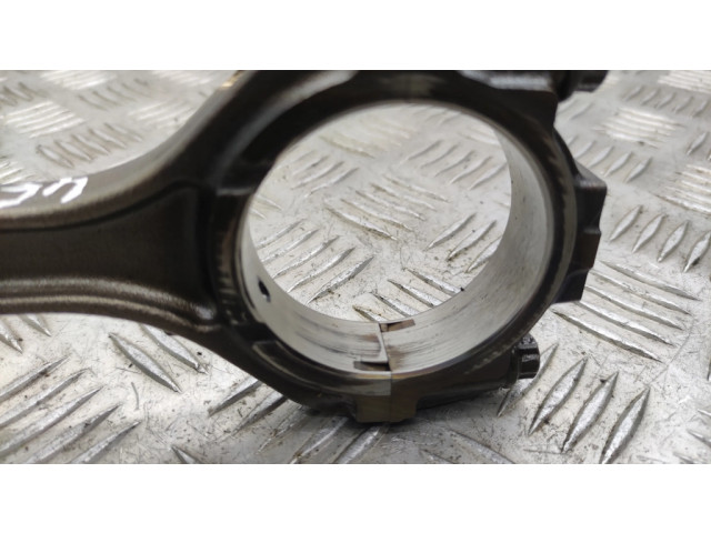 Поршень с шатуном Nissan 370Z для бензинового двигателя 3.7