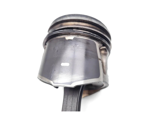  Поршень с шатуном D4204T D4204T  Volvo V50  