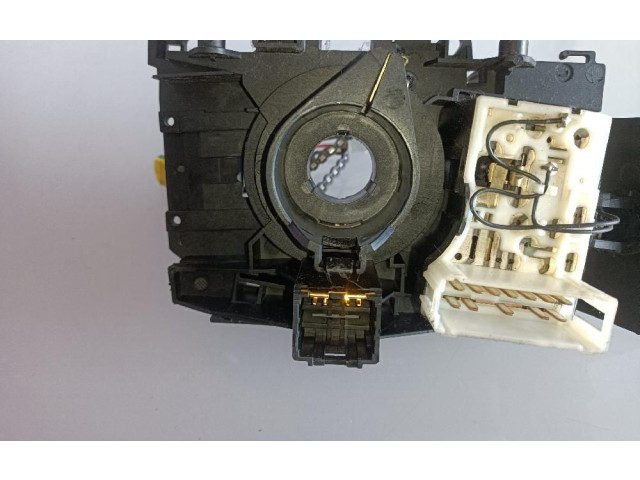 Подрулевой шлейф SRS 8200058682   Renault Clio II