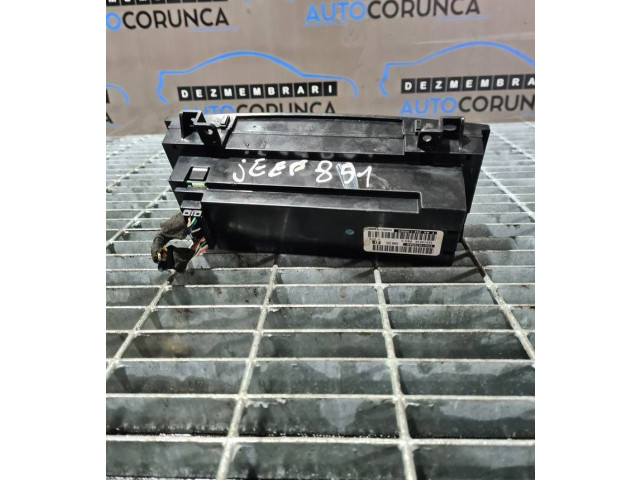 Блок управления климат-контролем Jeep Grand Cherokee (WJ)