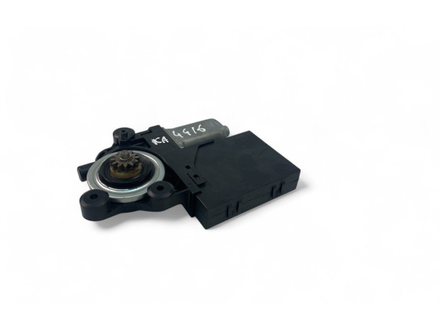 Шатун  979037100    Volvo C30  