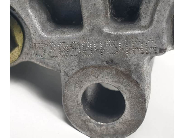  рейка  Колонка рулевая 52090454AA   Jeep Commander  -  года