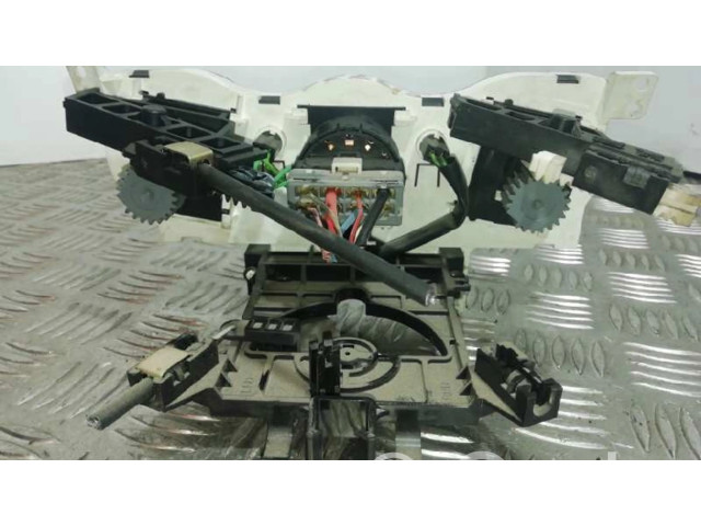 Модуль блока управления кондиционером    Hyundai Getz