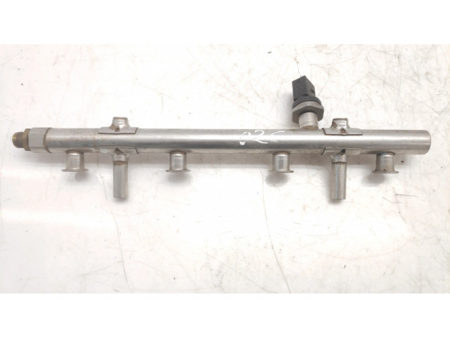 Топливная рампа 06K133317G, 1306210136 Audi Q3 8U 2.0