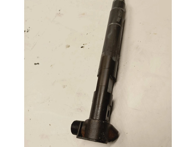 Vstřikovač A6510704987, 28342997 Mercedes-Benz C W204 pro naftový motor 2.1 A651