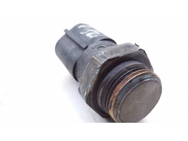 Датчик температуры охлаждающей жидкости