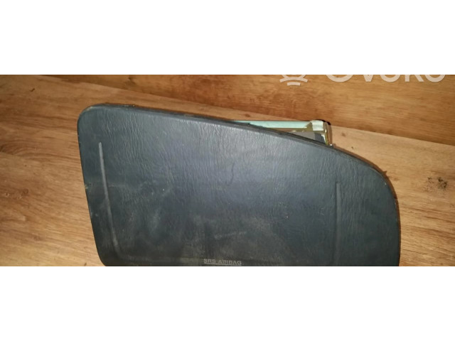 Подушка безопасности пассажира ge4t Mazda 626