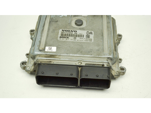 Блок управления двигателя 30771550, 0281012103 Volvo V70