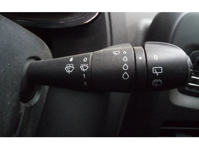 Ручка стеклоочистителей    Renault Clio IV