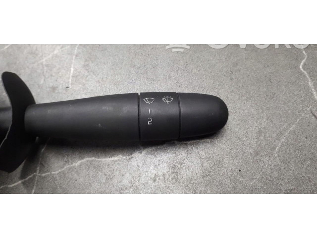 Ручка стеклоочистителей 8200117062   Renault Trafic I