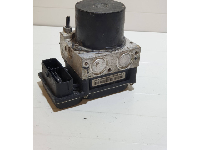 Блок АБС 6R0907379C, 6R0907379C0002 Skoda Fabia Mk2 (5J) 2007 - 2014 года