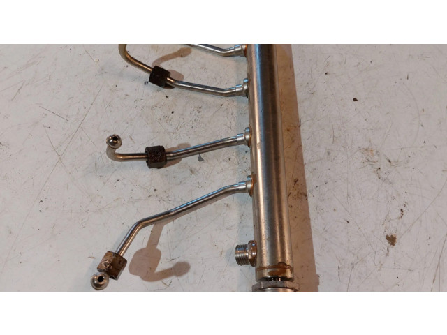 Vstřikovací lišta 7585411 BMW 5 F10 F11 pro benzínový motor 2.8