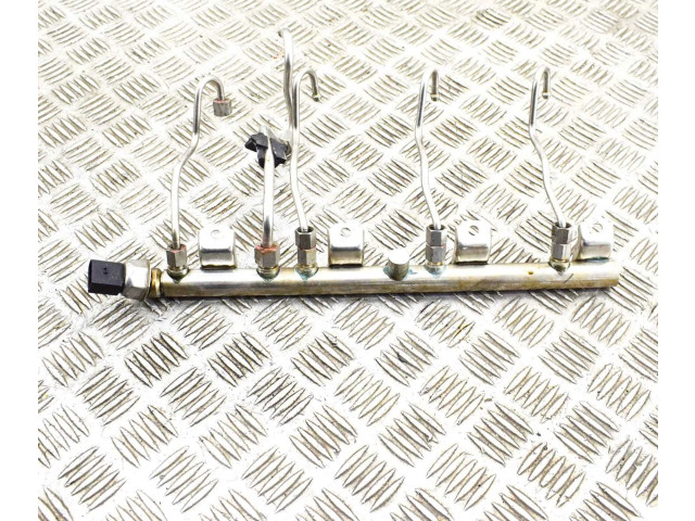 Vstřikovací lišta 7547600, 7537319 BMW 5 F10 F11 pro benzínový motor 4.4 N63 B44 A