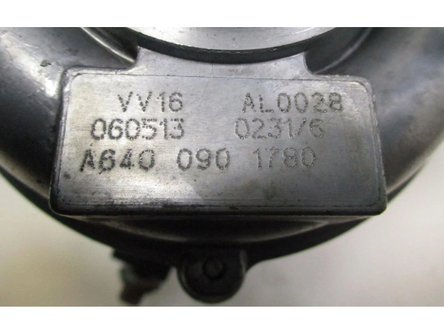Turbodmychadlo Турбина A6400901780 Mercedes-Benz B W245