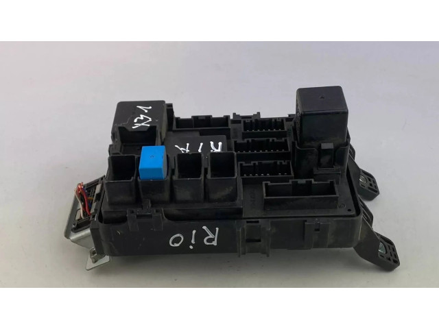 Блок предохранителей 919501G0100A KIA Rio