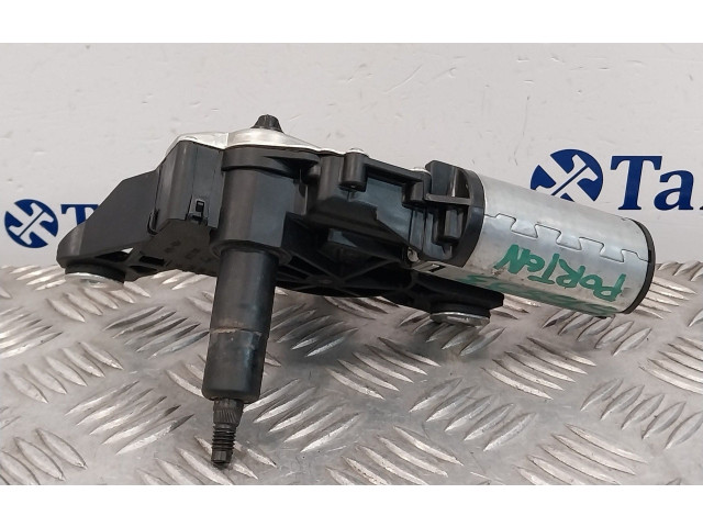 Моторчик заднего дворника 5J7955711, 53031212 Skoda Fabia Mk2 (5J)