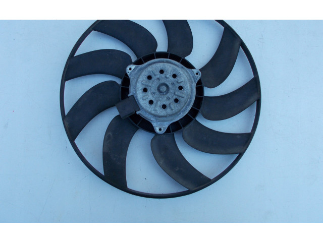 Вентилятор радиатора A10111406F, M160982 Audi Q3 8U