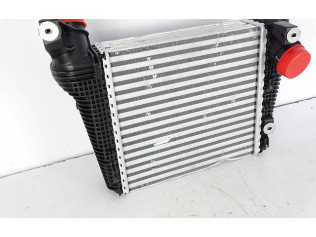 Интеркулер 95B145803G Porsche Macan