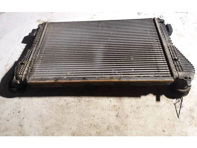 Интеркулер  1k0145927   Skoda Octavia Mk2 (1Z) 