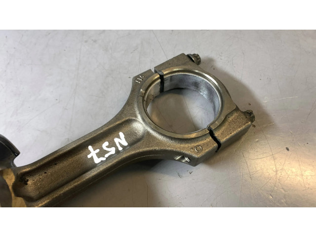 Píst 11248508023, 11257805329 BMW 7 F01 F02 F03 F04 pro naftový motor 3.0 N57 N57D30