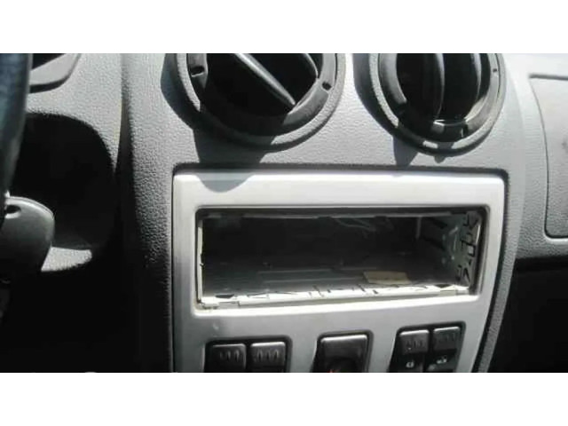 Моторчик дворников Dacia Logan Pick-Up