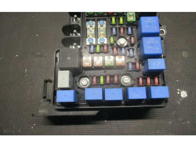 Pojistková skříňka 1H030 Hyundai i30 2007