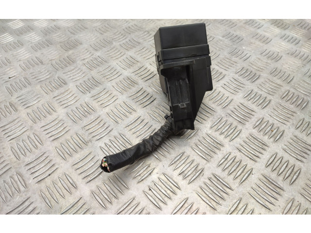 Блок предохранителей 2S6T14A076BA, BA6T14A075AA   Ford B-MAX    