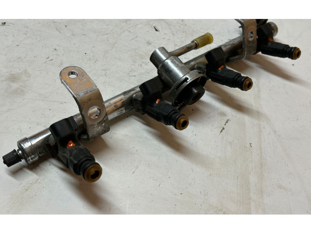 Vstřikovací lišta Mini Cooper Hatch Hardtop