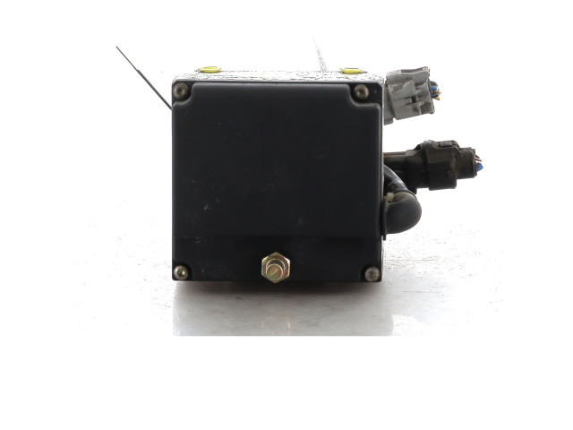 Jednotka ABS 4451005011, S0-8486W Toyota Carina T190 1997