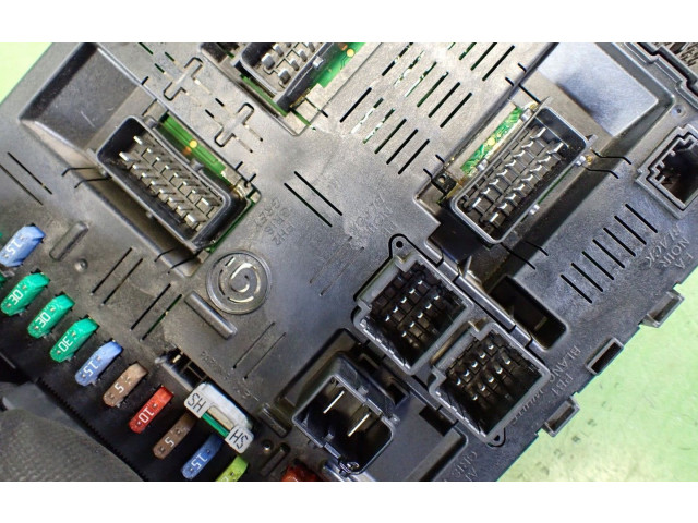 Блок предохранителей 9660105980   Citroen C4 I    