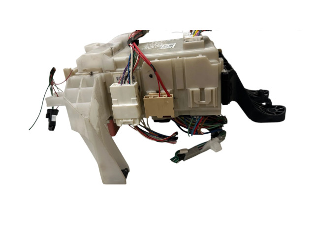 Pojistková skříňka 8273005170C, 15429122 Toyota Avensis T270 2012